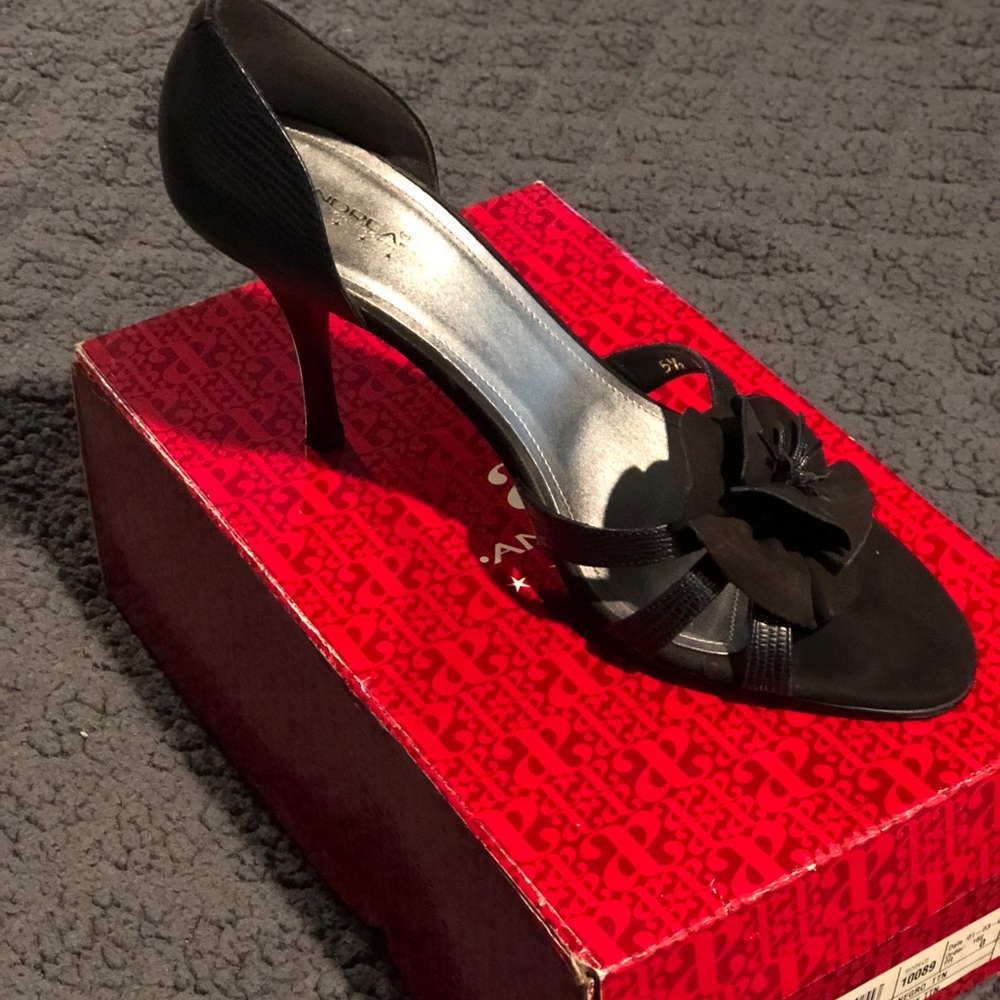 Andrea high heels